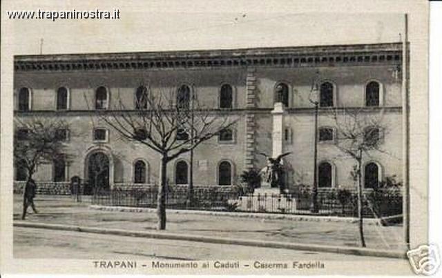 Trapani-Monumento_ai_Caduti-002.jpg - Created by ImageGear, AccuSoft Corp.