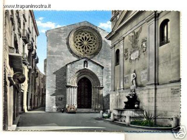 Trapani-Piazza_Saturno-002.jpg