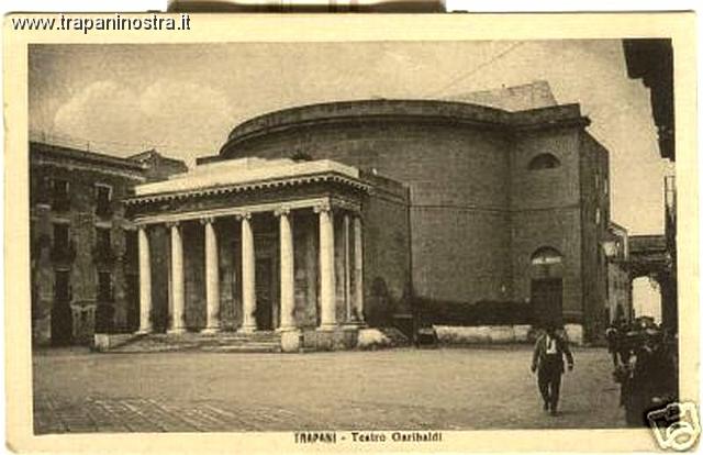 Trapani-Teatro_Garibaldi_004.jpg